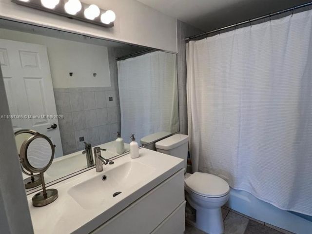 Квартира в аренду номер1115 - фото 6408125