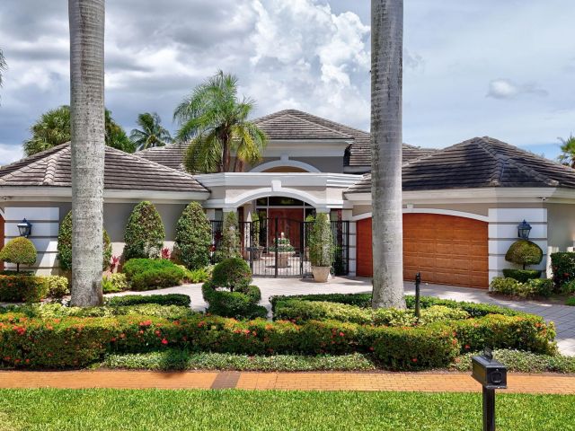 Продажа дома по адресу 6981 Lions Head Lane - фото 6409877