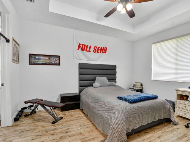 Продажа дома по адресу 6981 Lions Head Lane - фото 6478072