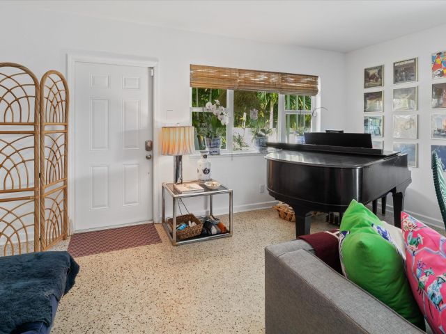 Дом в аренду по адресу 202 32nd Street - фото 6408642