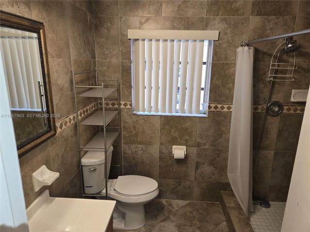 Дом в аренду по адресу 2359 N Wallen Dr - фото 7487305