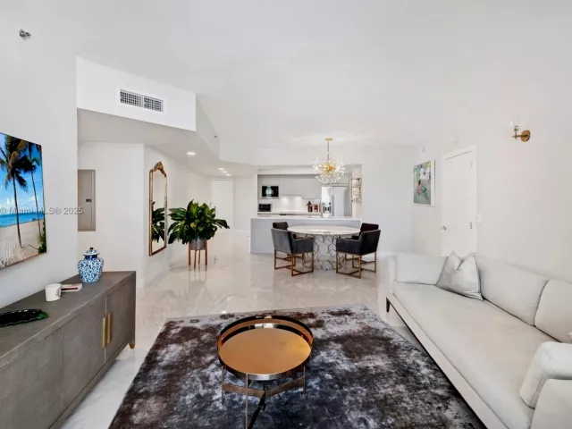 Продажа квартиры #1405 - фото 6411454