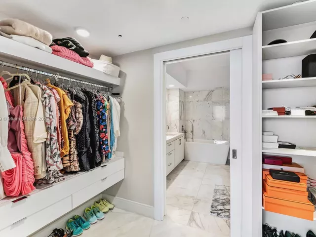 Продажа квартиры #1405 - фото 6411448