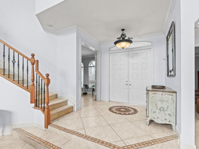 Продажа дома по адресу 16251 Bristol Pointe Drive - фото 6410635