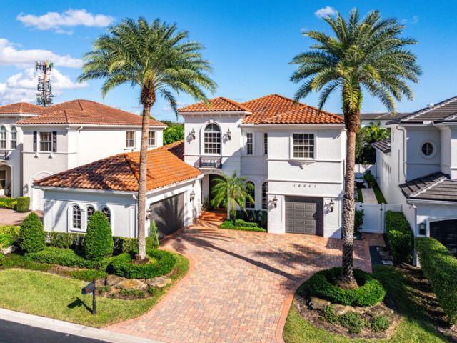 Продажа дома по адресу 16251 Bristol Pointe Drive - фото 6410638