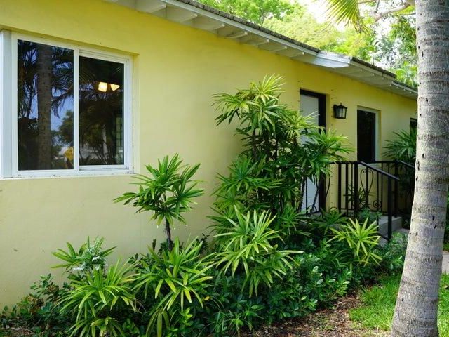 Дом в аренду по адресу 5215 N Flagler Drive - фото 6673555