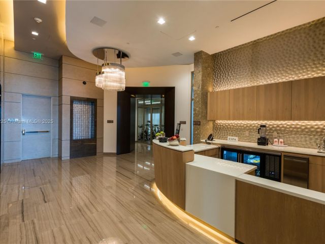 Продажа квартиры #802 - фото 6412629