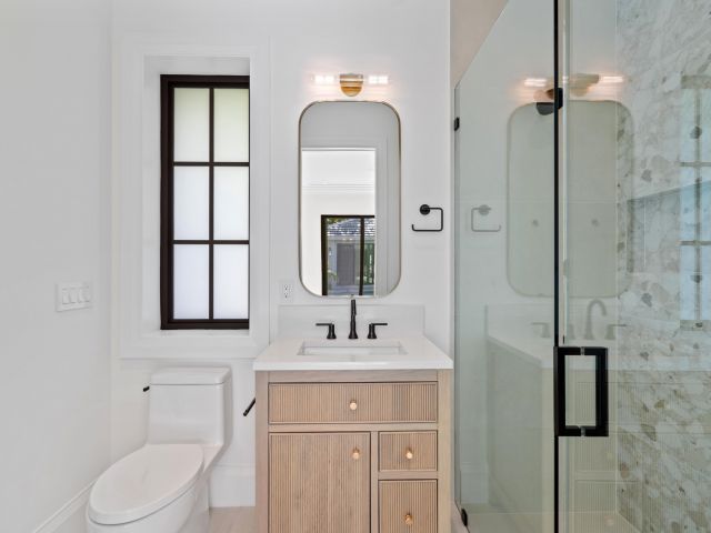 Продажа дома по адресу 502 Gardenia Terrace - фото 6436053