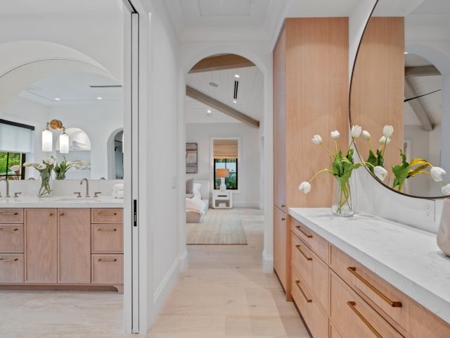 Продажа дома по адресу 502 Gardenia Terrace - фото 6436057