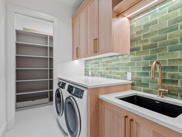 Продажа дома по адресу 502 Gardenia Terrace - фото 6436061