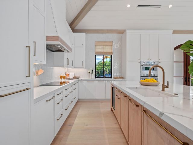 Продажа дома по адресу 502 Gardenia Terrace - фото 6436063