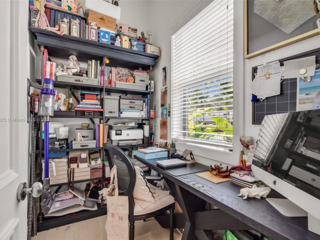 Продажа дома по адресу 285 W Enid Dr - фото 6410963