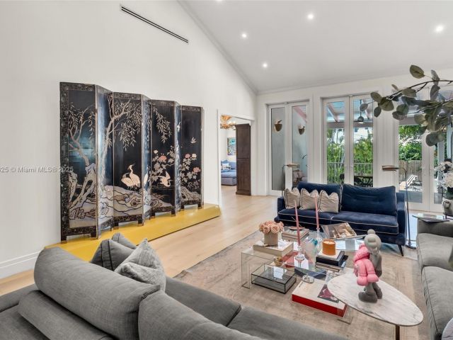 Продажа дома по адресу 285 W Enid Dr - фото 6410973