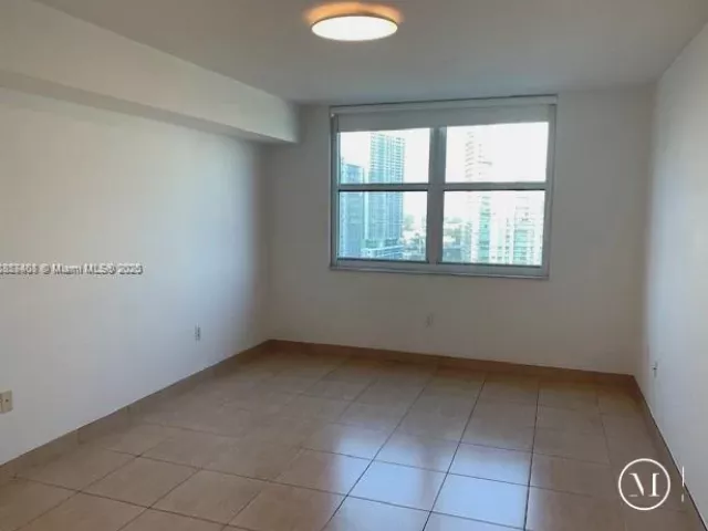 Продажа квартиры #2603 - фото 6414748