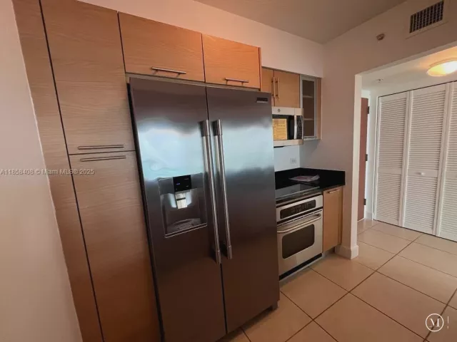 Продажа квартиры #2603 - фото 6414752