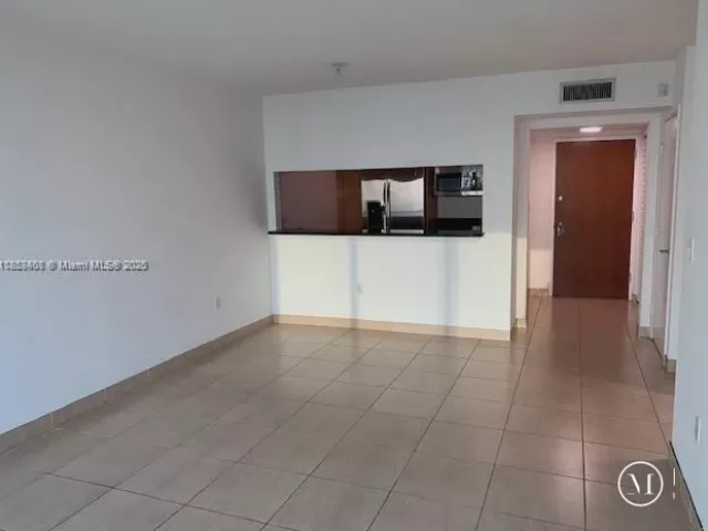 Продажа квартиры #2603 - фото 6414757