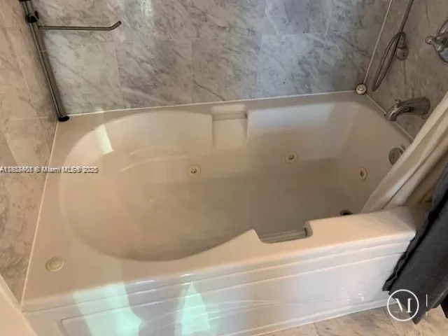 Продажа квартиры #2603 - фото 6414745