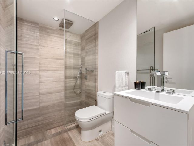 Продажа квартиры #421 - фото 6425374