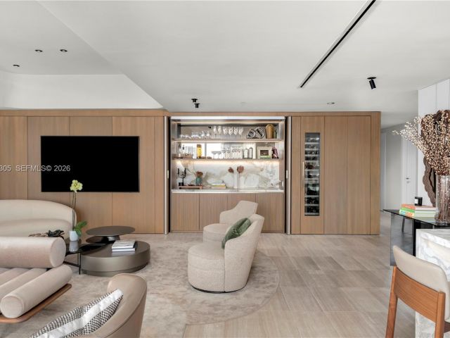 Продажа квартиры #421 - фото 6425384