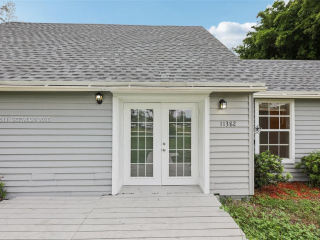 Продажа дома по адресу 11382 N 59th St N - фото 7487272