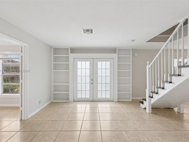 Продажа дома по адресу 11382 N 59th St N - фото 7487277