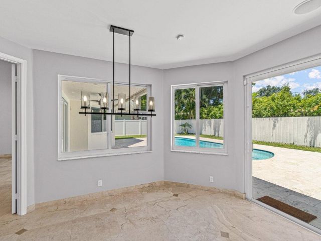 Дом в аренду по адресу 2875 NW 29th Drive - фото 6755027