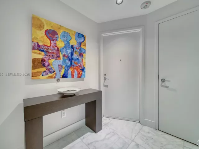 Продажа квартиры #405 - фото 6417579