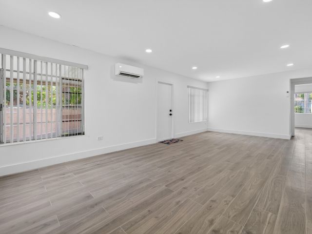 Дом в аренду по адресу 326 191st Street - фото 6415316