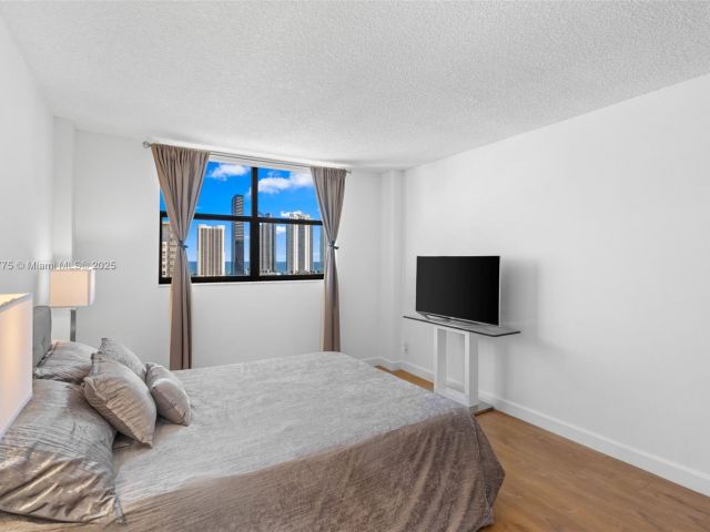 Квартира в аренду номер1914 - фото 7437167