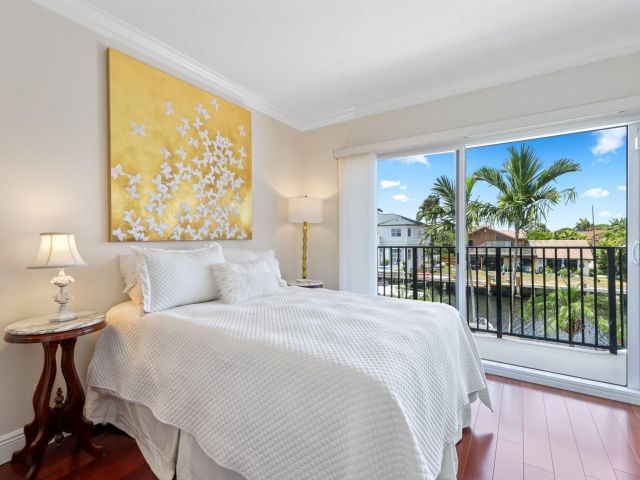 Продажа дома по адресу 917 Iris Drive - фото 6433974