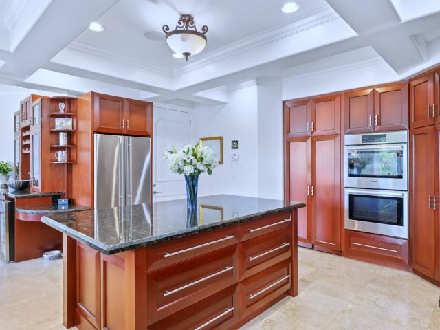 Продажа дома по адресу 917 Iris Drive - фото 6433981