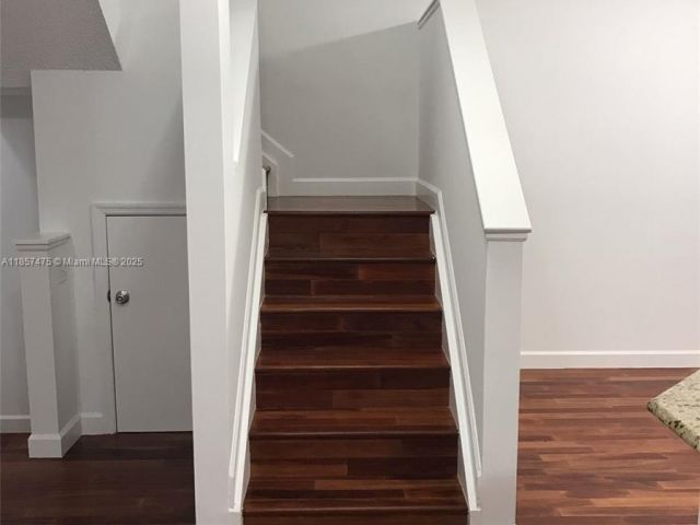 Продажа дома по адресу 2821 NE 185th St 408 - фото 6426624