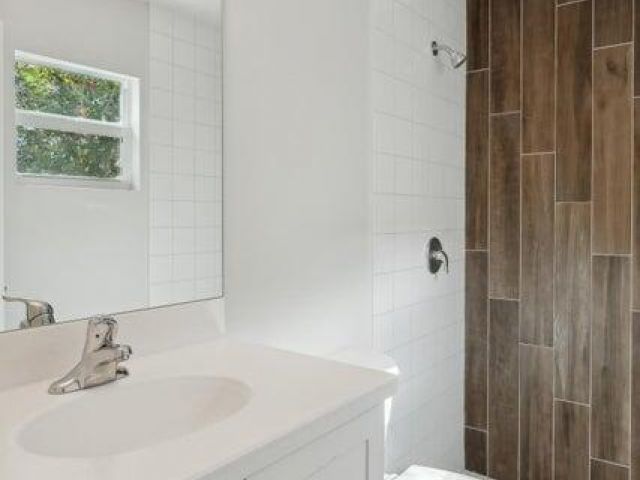 Продажа дома по адресу 636 35th Street - фото 6814028