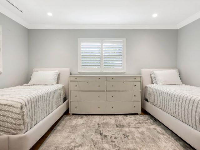 Продажа дома по адресу 831 Dover Street - фото 6416174