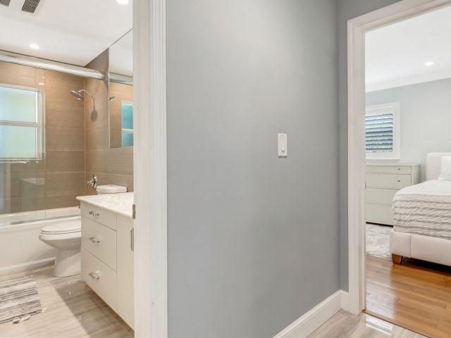 Продажа дома по адресу 831 Dover Street - фото 6416178