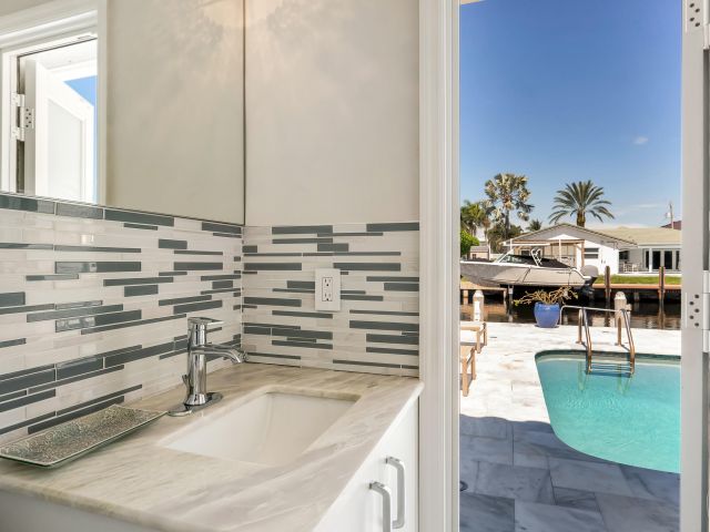 Продажа дома по адресу 831 Dover Street - фото 6416186