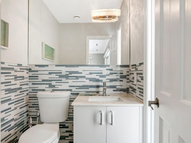 Продажа дома по адресу 831 Dover Street - фото 6416187