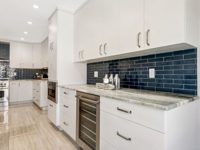 Продажа дома по адресу 831 Dover Street - фото 6416190