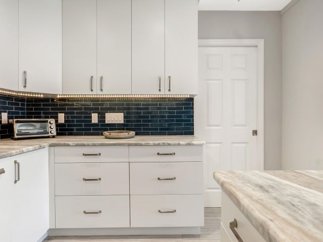 Продажа дома по адресу 831 Dover Street - фото 6416193