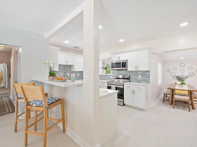 Дом в аренду по адресу 330 Macy Street - фото 6431388