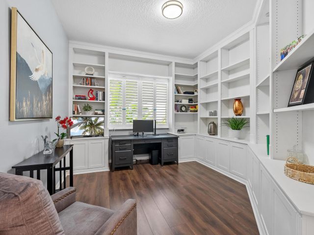 Продажа дома по адресу 9036 Sand Pine Lane - фото 6416121