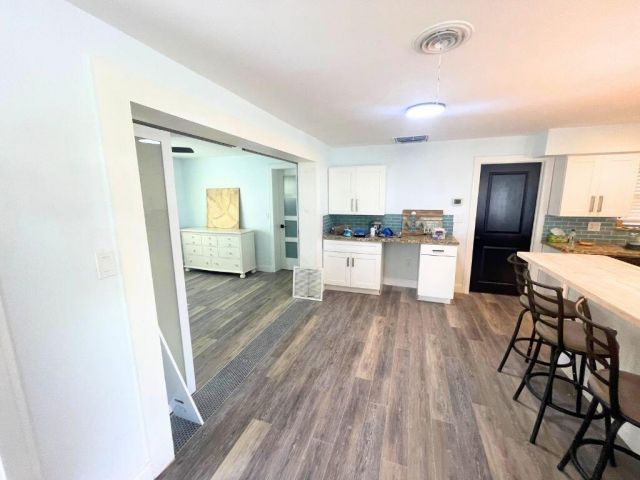 Продажа дома по адресу 1710 SW 6th Avenue - фото 6491048