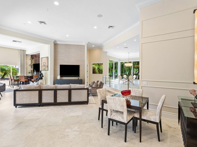 Продажа дома по адресу 16283 Vintage Oaks Lane - фото 6418214