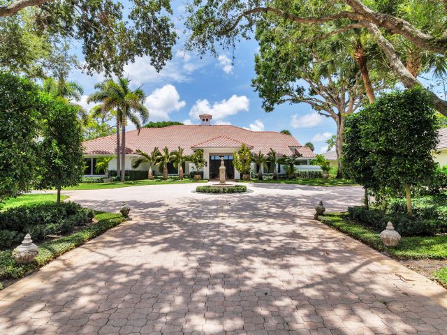 Дом в аренду по адресу 1504 Breakers West Boulevard - фото 6436520