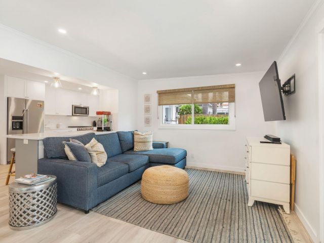 Продажа дома по адресу 301 Edgewood Drive - фото 6431403