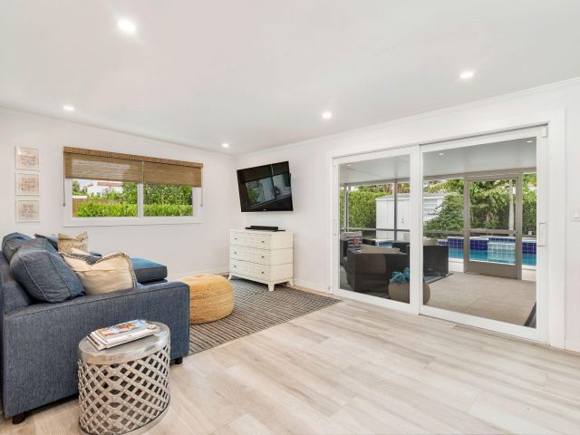 Продажа дома по адресу 301 Edgewood Drive - фото 6431405