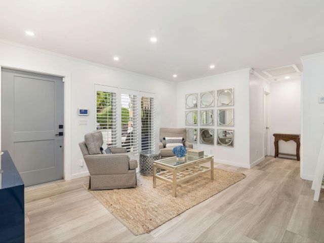 Продажа дома по адресу 301 Edgewood Drive - фото 6431414