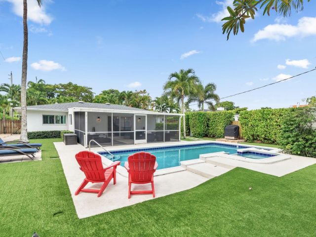 Продажа дома по адресу 301 Edgewood Drive - фото 6431415