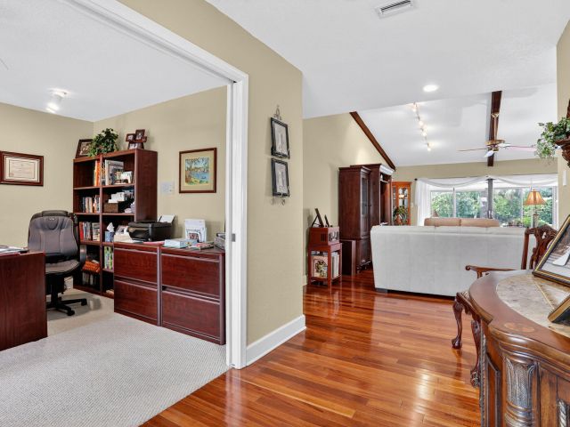 Продажа дома по адресу 6043 Petaluma Drive - фото 6419478