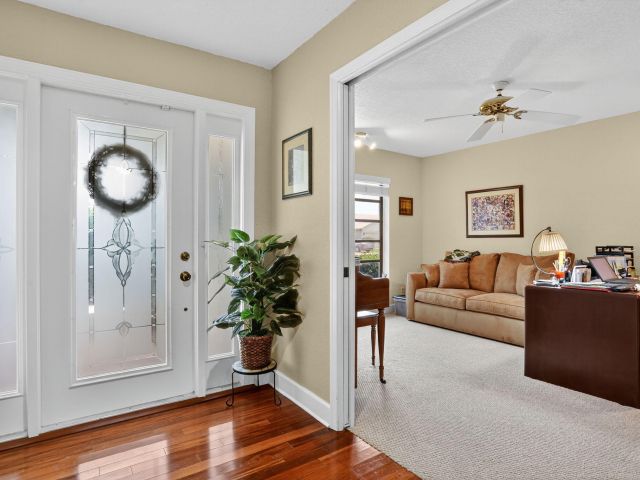 Продажа дома по адресу 6043 Petaluma Drive - фото 6419487